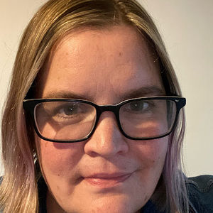 Meet your Posher, Cathy